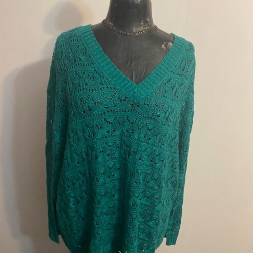 Lane Bryant Green V-neck front & back Knit sweater, size 22/24